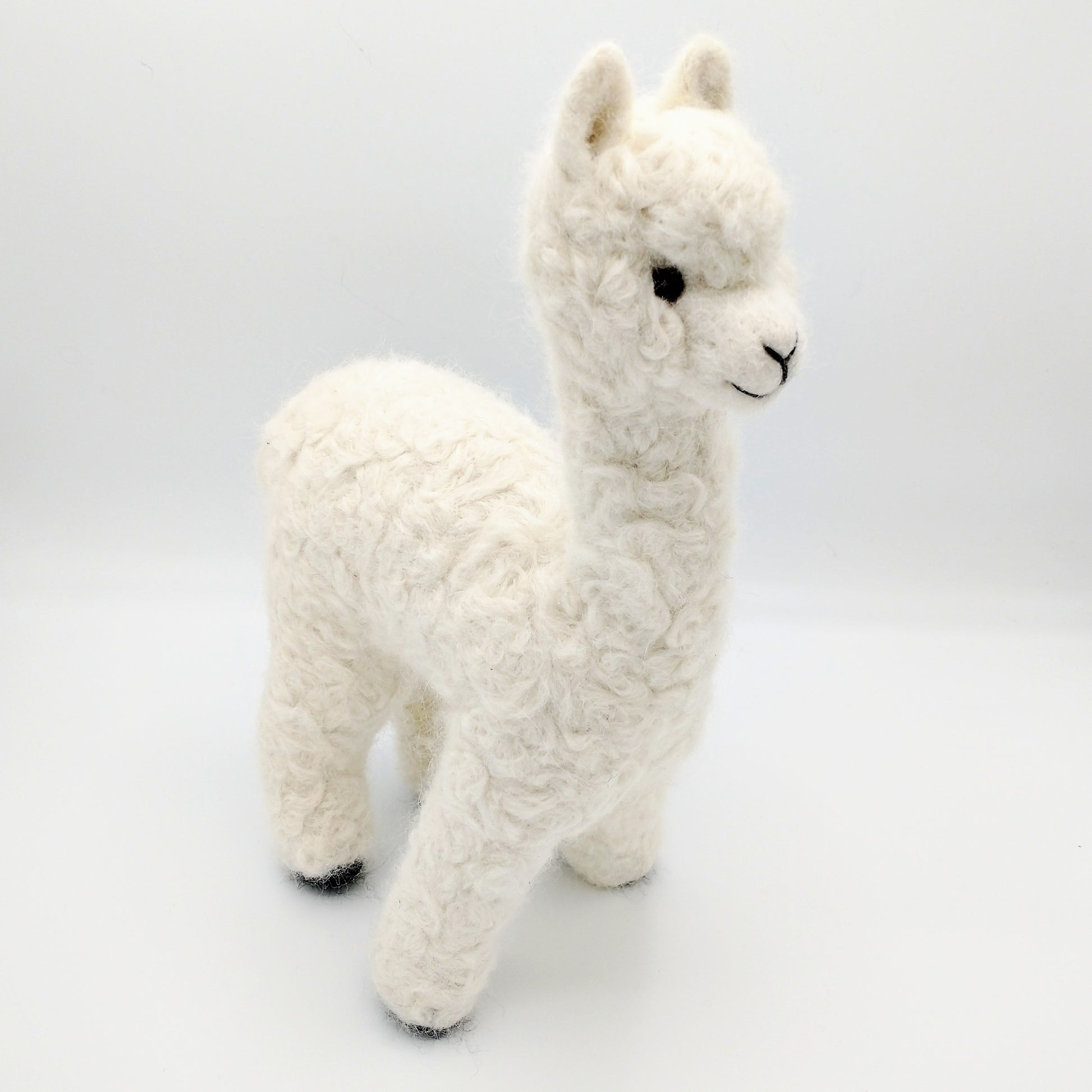 Herdsire 12″ Alpaca Fiber Sculpture white