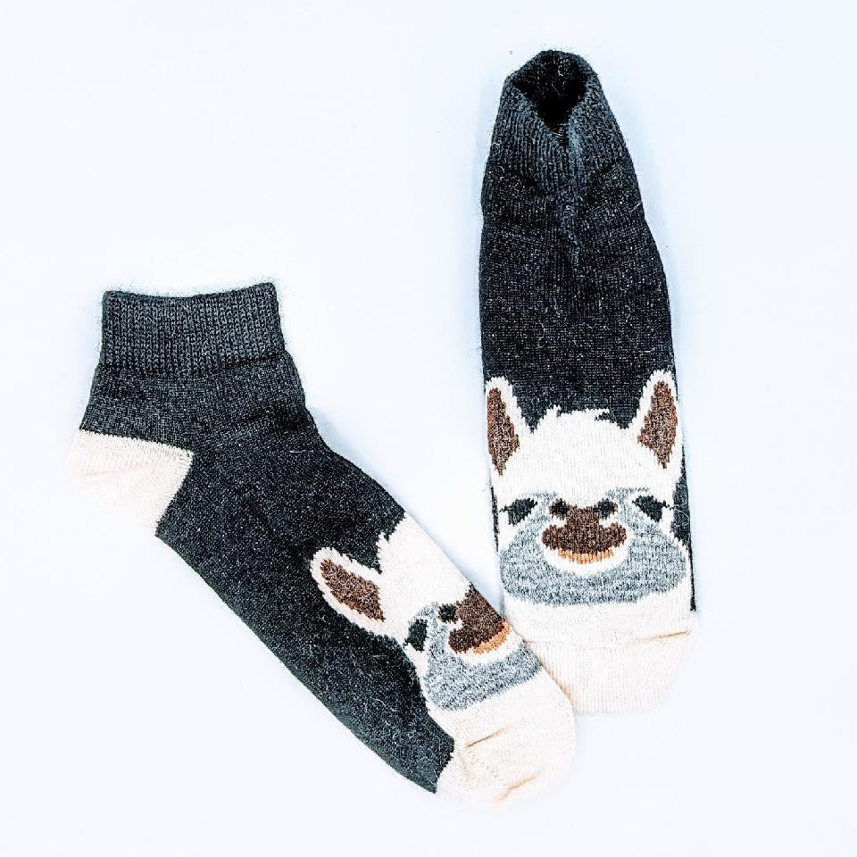 Alpaca Face Socks in black